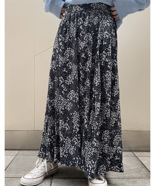 GAP（ギャップ）の「プリント マキシスカート（スカート・レディース・ベージュ系その他/ブラック系その他・L/XS/M/XXS/S）」の11枚目の写真