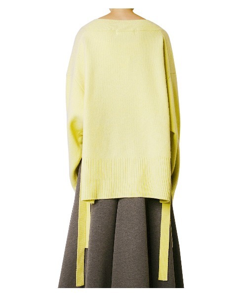 LE CIEL BLEU（ルシェルブルー）の「Wool Cashmere V Neck Knit（ニット/セーター・レディース・ブラック/パープル/ブラウン/オレンジ系その他/ライトイエロー/ライトグリーン・36）」の14枚目の写真