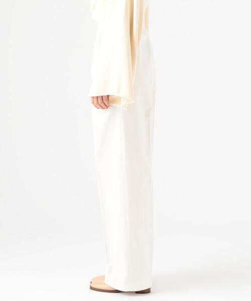 TOMORROWLAND (トゥモローランド)の「【別注】BERNARD ZINS×DES PRES SAND ワイドパンツ(チノパンツ・レディース・ホワイト・38/36)」の5枚目の写真