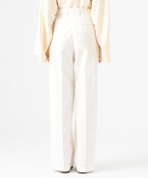 TOMORROWLAND (トゥモローランド)の「【別注】BERNARD ZINS×DES PRES SAND ワイドパンツ(チノパンツ・レディース・ホワイト・38/36)」の4枚目の写真