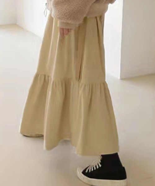 DAY CLOSET(デイ クローゼット)の「【ロング丈/中厚手】大人っぽ コーデュロイ ティアード フレア スカート レディース(スカート・レディース・チャコールグレー/ブラック/ベージュ・M/L)」の6枚目の写真
