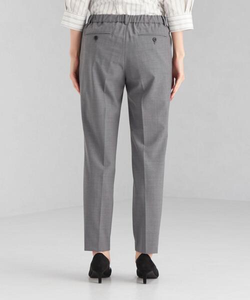 green label relaxing(グリーンレーベルリラクシング)の「TWトロピカル テーパード パンツ -ウォッシャブル・ストレッチ・防シワ-(スラックス・レディース・ブラック/ネイビー/グレー・44/46/40/38/42/36/34)」の6枚目の写真