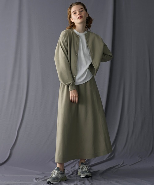 GYMPHLEX(ジムフレックス)の「1906 Gymphlex SPORT WEAR | クルーネックカーディガン WOMEN(カーディガン/ボレロ・レディース・ネイビー/グレイッシュベージュ/アイボリー/シルバー・12)」の9枚目の写真