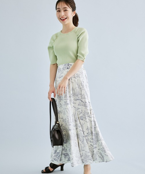 VIS（ビス）の「ボリュームタフタアソートスカート【sustainable】（スカート・レディース・キナリ/ネイビー/レッド・M/S）」の7枚目の写真