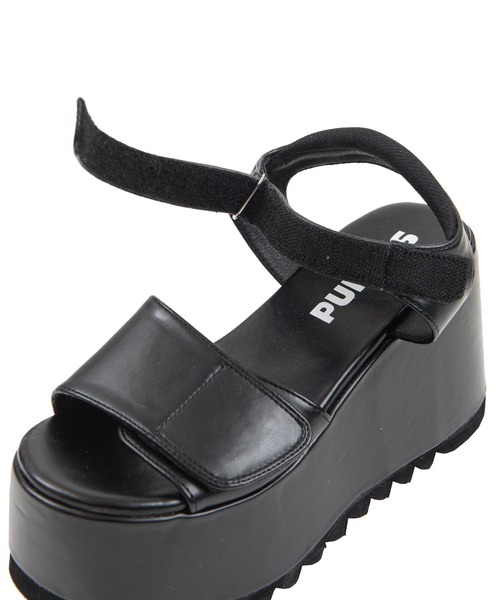 PUNYUS（プニュズ）の「厚底ベルクロサンダル（サンダル・レディース・ブラック・1/2/3/4）」の7枚目の写真