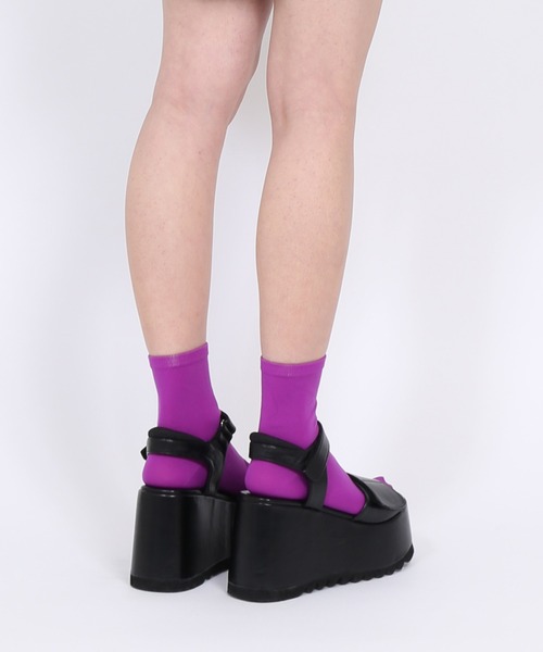 PUNYUS（プニュズ）の「厚底ベルクロサンダル（サンダル・レディース・ブラック・1/2/3/4）」の4枚目の写真