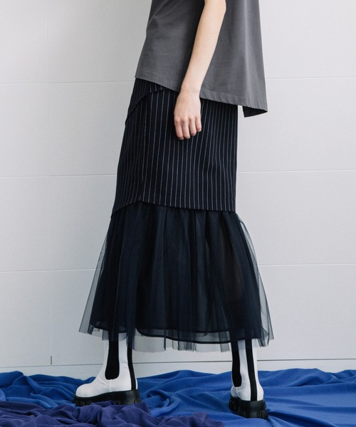 AULA AILA（アウラアイラ）の「シアーヘムスカート（スカート・レディース・ブラック/ネイビー/ピンク・1/0）」の10枚目の写真