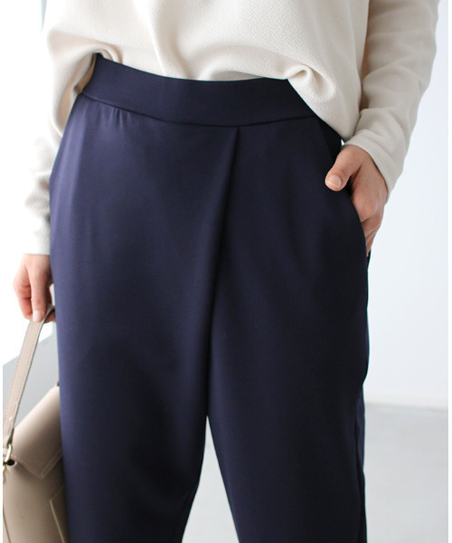 Ehre style(エーレスタイル)の「ゼロストレス"動ける"お仕事パンツ(欲しいを叶えた最強パンツ)(スラックス・レディース・ブラック/ベージュ/ネイビー/チャコールグレー・FREE)」の18枚目の写真