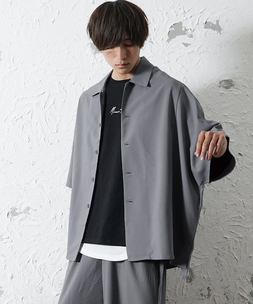 MinoriTY（マイノリティ）の「【MinoriTY】落ち感ドルマンスリーブ半袖シャツ メンズ 無地シャツ 秋服 夏服 オーバーサイズ【セットアップ対応】（シャツ/ブラウス・メンズ・ブラック/ネイビー/グレー/グリーン/キナリ/パープル/グレイッシュベージュ/ブルー/チャコール/モスグリーン・S/M/L）」の3枚目の写真