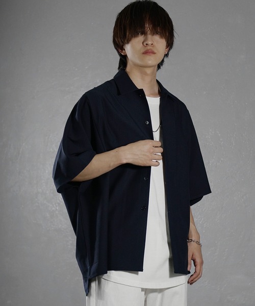 MinoriTY（マイノリティ）の「【MinoriTY】落ち感ドルマンスリーブ半袖シャツ メンズ 無地シャツ 秋服 夏服 オーバーサイズ【セットアップ対応】（シャツ/ブラウス・メンズ・ブラック/ネイビー/グレー/グリーン/キナリ/パープル/グレイッシュベージュ/ブルー/チャコール/モスグリーン・S/M/L）」の17枚目の写真