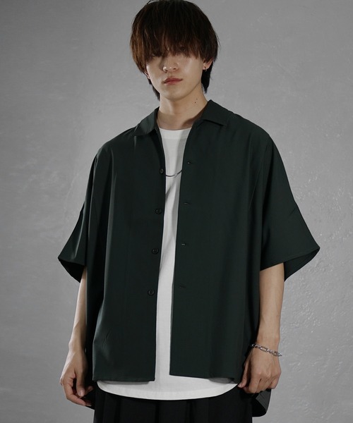 MinoriTY（マイノリティ）の「【MinoriTY】落ち感ドルマンスリーブ半袖シャツ メンズ 無地シャツ 秋服 夏服 オーバーサイズ【セットアップ対応】（シャツ/ブラウス・メンズ・ブラック/ネイビー/グレー/グリーン/キナリ/パープル/グレイッシュベージュ/ブルー/チャコール/モスグリーン・S/M/L）」の13枚目の写真