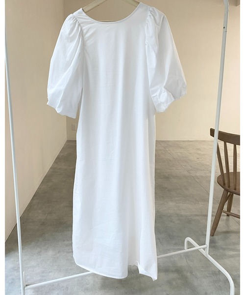 She's Closet(シーズクローゼット)の「ボリューム袖バルーンスリーブ半袖ロングワンピース(ワンピース・レディース・オフホワイト/ブルー/モカ/ブラック・FREE)」の14枚目の写真