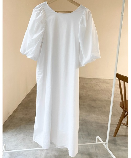 She's Closet(シーズクローゼット)の「ボリューム袖バルーンスリーブ半袖ロングワンピース(ワンピース・レディース・オフホワイト/ブルー/モカ/ブラック・FREE)」の8枚目の写真