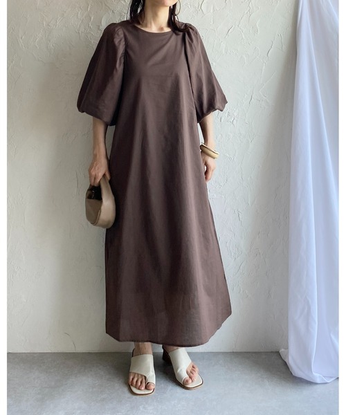She's Closet(シーズクローゼット)の「ボリューム袖バルーンスリーブ半袖ロングワンピース(ワンピース・レディース・オフホワイト/ブルー/モカ/ブラック・FREE)」の9枚目の写真