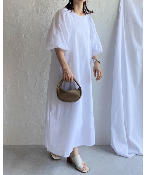 She's Closet(シーズクローゼット)の「ボリューム袖バルーンスリーブ半袖ロングワンピース(ワンピース・レディース・オフホワイト/ブルー/モカ/ブラック・FREE)」の16枚目の写真