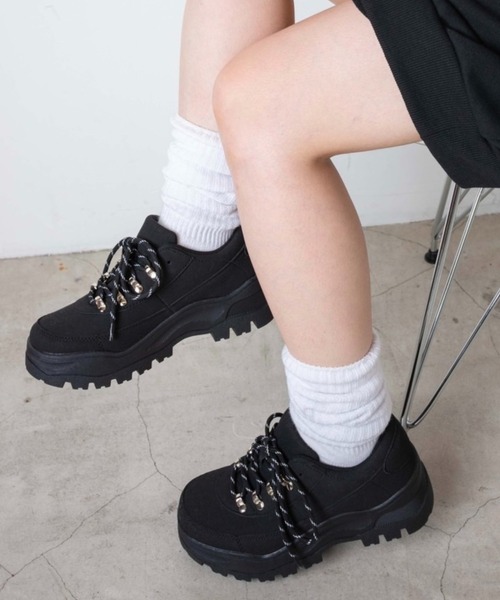 WEGO(ウィゴー)の「WEGO/トレッキングスニーカー(スニーカー・レディース・ブラック/オフホワイト・MEDIUM/LARGE)」の18枚目の写真