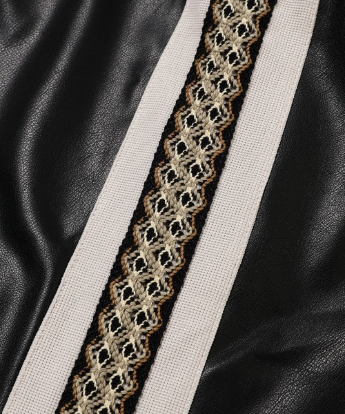 SASQUATCHfabrix.(サスクワァッチファブリックス)の「SYNTHETIC LEATHER TRACK PANTS(その他パンツ・メンズ・ブラック・L/M/S/XL)」の8枚目の写真