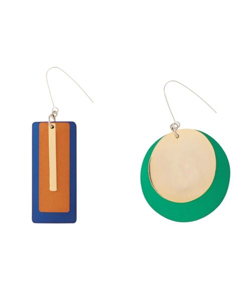 UN3D.（アンスリード）の「マルチカラープレートピアス（ピアス（両耳用）・レディース・グリーン/パープル/シルバー・FREE）」の4枚目の写真