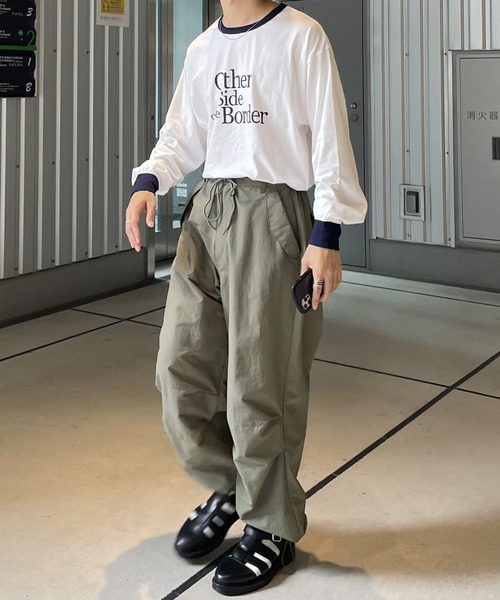 DISCOAT（ディスコート）の「【WEB限定】アソートロゴプリントリンガーロングTシャツ（Tシャツ/カットソー・レディース・ブラック/ネイビー/グリーン/キャメル/バーガンディー・FREE）」の14枚目の写真