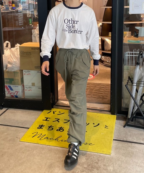 DISCOAT（ディスコート）の「【WEB限定】アソートロゴプリントリンガーロングTシャツ（Tシャツ/カットソー・レディース・ブラック/ネイビー/グリーン/キャメル/バーガンディー・FREE）」の7枚目の写真