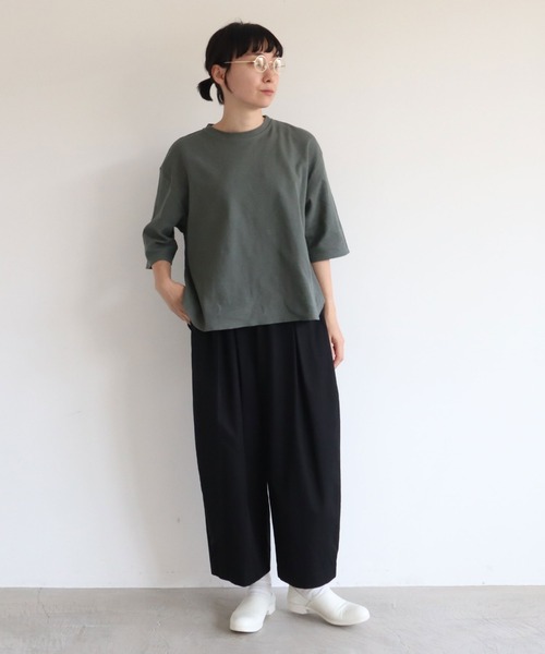 yuni(ユニ )の「80/2強撚コットン ギャバ ゴムタック パンツ(その他パンツ・レディース・ブラウン/ブラック/その他/グリーン・FREE)」の20枚目の写真