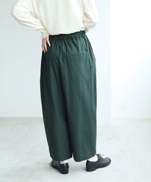 yuni(ユニ )の「80/2強撚コットン ギャバ ゴムタック パンツ(その他パンツ・レディース・ブラウン/ブラック/その他/グリーン・FREE)」の6枚目の写真