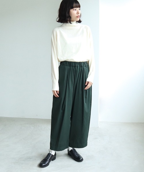 yuni(ユニ )の「80/2強撚コットン ギャバ ゴムタック パンツ(その他パンツ・レディース・ブラウン/ブラック/その他/グリーン・FREE)」の5枚目の写真