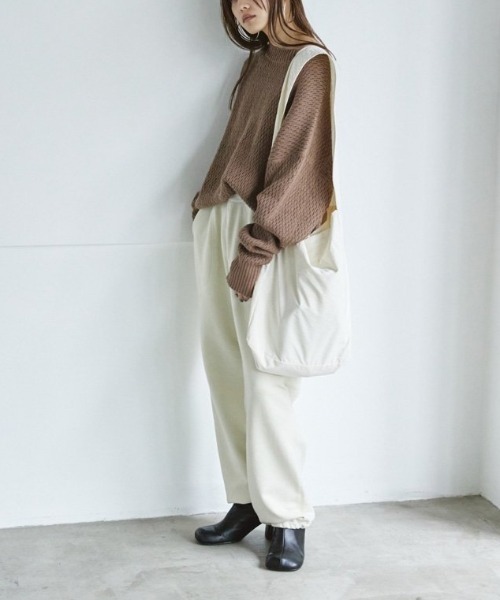 TODAYFUL（トゥデイフル）の「TODAYFUL(トゥデイフル) "Typewriter Shoulder Bag"タイプライターショルダーバッグ/12121004（ショルダーバッグ・レディース・キナリ/ブラック・ONE SIZE）」の17枚目の写真