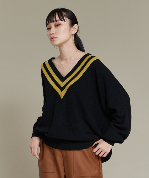 NOMINE(ノミネ)の「ビッグVラインカノコオーバーニット(ニット/セーター・レディース・ブラック/オレンジ/グリーン/アイボリー・フリー)」の3枚目の写真