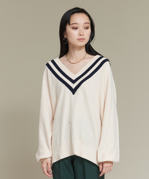 NOMINE(ノミネ)の「ビッグVラインカノコオーバーニット(ニット/セーター・レディース・ブラック/オレンジ/グリーン/アイボリー・フリー)」の7枚目の写真