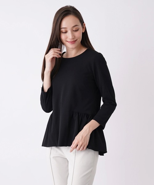 BEATRICE（ベアトリス）の「【BEATRICE】ペプラムプルオーバーブラウス（シャツ/ブラウス・レディース・ダークネイビー/ブラック/モカ・2）」の2枚目の写真