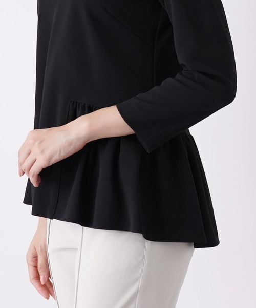 BEATRICE（ベアトリス）の「【BEATRICE】ペプラムプルオーバーブラウス（シャツ/ブラウス・レディース・ダークネイビー/ブラック/モカ・2）」の18枚目の写真