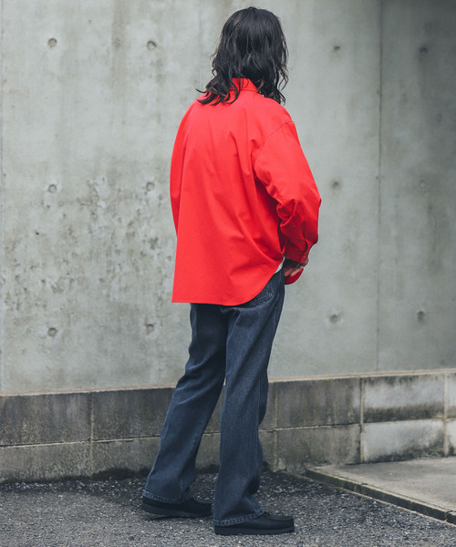 URBAN RESEARCH Sonny Label(アーバンリサーチサニーレーベル)の「シンプルオーバーボタンダウンシャツ(シャツ/ブラウス・メンズ・レッド/オフホワイト/グリーン/ブルー系その他・MEDIUM/LARGE)」の13枚目の写真