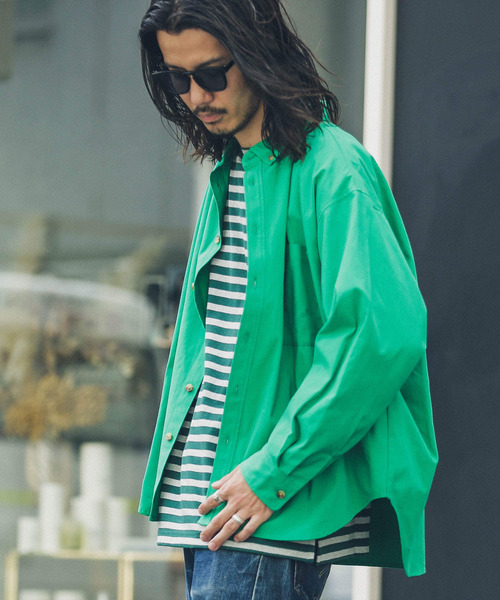 URBAN RESEARCH Sonny Label(アーバンリサーチサニーレーベル)の「シンプルオーバーボタンダウンシャツ(シャツ/ブラウス・メンズ・レッド/オフホワイト/グリーン/ブルー系その他・MEDIUM/LARGE)」の20枚目の写真
