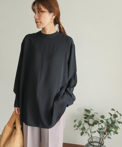 URBAN RESEARCH DOORS(アーバンリサーチドアーズ)の「テントラインフレアブラウス(シャツ/ブラウス・レディース・グリーン/グレー系その他/ネイビー・MEDIUM)」の3枚目の写真