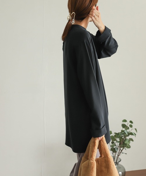 URBAN RESEARCH DOORS(アーバンリサーチドアーズ)の「テントラインフレアブラウス(シャツ/ブラウス・レディース・グリーン/グレー系その他/ネイビー・MEDIUM)」の20枚目の写真