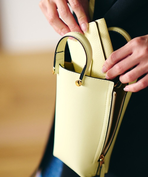 E'POR(エポール)の「【E'POR】Y BAG Micro(サイドジップマイクロショルダーバッグ)/一部WEB限定(ショルダーバッグ・レディース・ダークグリーン/クリーム/マスタード/ブラック系その他/オレンジ系その他・FREE)」の21枚目の写真