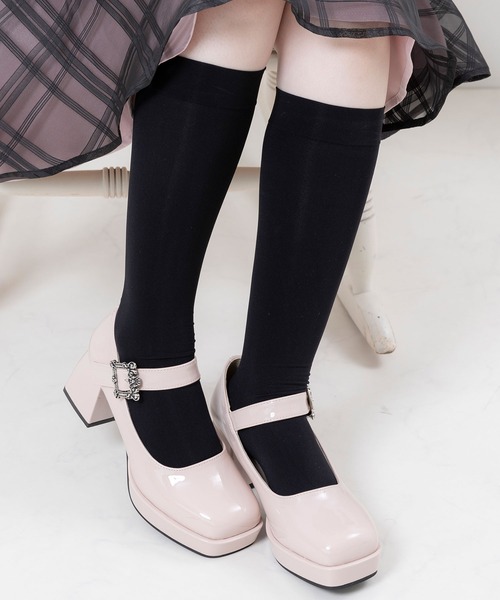 DearMyLoveRose（ディアマイラブローズ）の「スクエアストラップパンプス（パンプス・レディース・ブラック/レッド/ベージュ/ブラウン/ホワイト/クリアブラック/ピンク・23cm/23.5cm/24.5cm/22.5cm/24cm/25cm/25.5cm）」の6枚目の写真