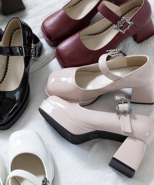 DearMyLoveRose（ディアマイラブローズ）の「スクエアストラップパンプス（パンプス・レディース・ブラック/レッド/ベージュ/ブラウン/ホワイト/クリアブラック/ピンク・23cm/23.5cm/24.5cm/22.5cm/24cm/25cm/25.5cm）」の21枚目の写真