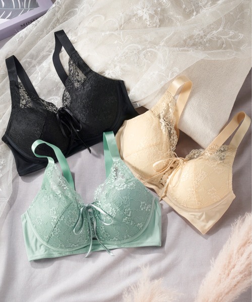 YU'NOW（ユナウ）の「谷間メイクのぷるるんナイトブラ（ナイトブラ・レディース・グリーン/ブラック/クリーム・M/L/XL）」の8枚目の写真