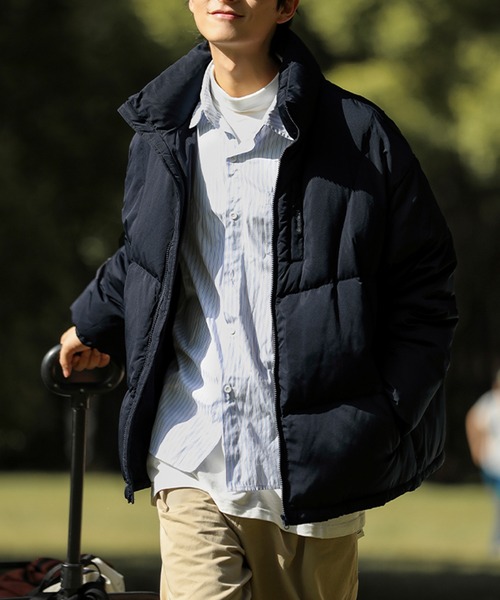 HOOK（フック）の「【HOOK】ベーシックハイネック中綿ジャケット（ダウンジャケット/コート・メンズ・ネイビー/ベージュ・M/L/XL/XXL）」の2枚目の写真