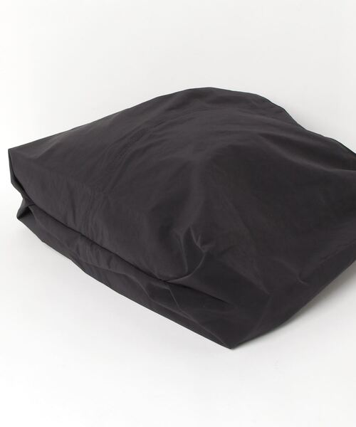 ATTACHMENT(アタッチメント)の「PE / NYマットクロス ショルダーショッピングバッグ / PE / NY MAT CLOTH SHOULDER SHOPPING BAG(ショルダーバッグ・メンズ・ブラック・FREE)」の9枚目の写真