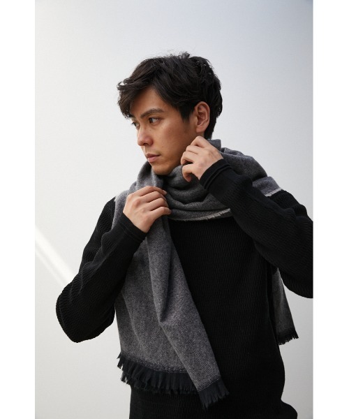 AZUL by moussy（アズールバイマウジー）の「SOFT TOUCH CHECK MUFFLER/ソフトタッチチェックマフラー（マフラー・メンズ・ブラック系その他/グレー系その他・FREE）」の9枚目の写真