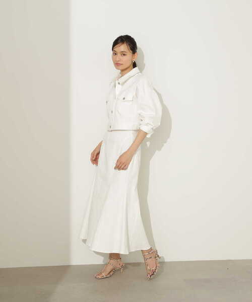 NATURAL BEAUTY BASIC（ナチュラルビューティーベーシック）の「デニムマーメイドスカート（デニムスカート・レディース・ネイビー/オフホワイト・SMALL/MEDIUM）」の12枚目の写真