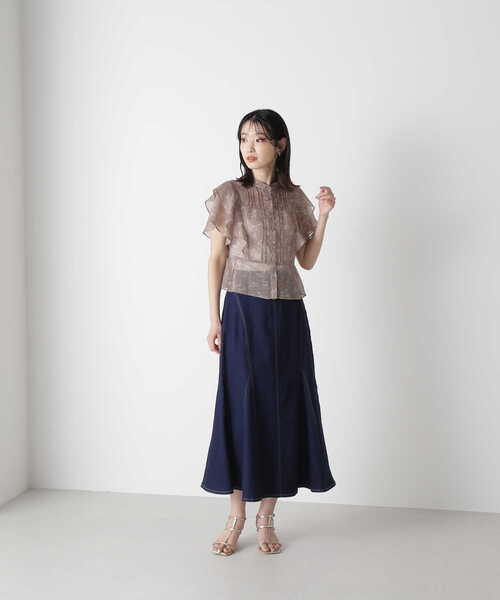 NATURAL BEAUTY BASIC（ナチュラルビューティーベーシック）の「デニムマーメイドスカート（デニムスカート・レディース・ネイビー/オフホワイト・SMALL/MEDIUM）」の8枚目の写真