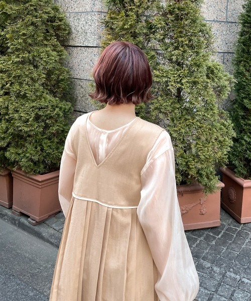 Bab（バブ）の「【ちょこび×Bab】ダブルプリーツ2WAYジャンパーワンピース（ジャンパースカート・レディース・ベージュ/ブラック・S/M）」の18枚目の写真