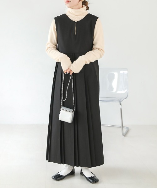 Bab（バブ）の「【ちょこび×Bab】ダブルプリーツ2WAYジャンパーワンピース（ジャンパースカート・レディース・ベージュ/ブラック・S/M）」の19枚目の写真