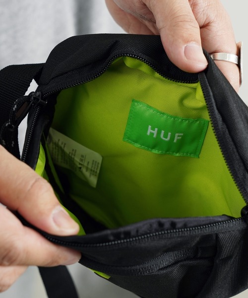 HUF(ハフ)の「HUF / ハフ BUNKER SHOULDER BAG 1.2L ショルダーバッグ(ショルダーバッグ・メンズ・ブラック・FREE)」の9枚目の写真