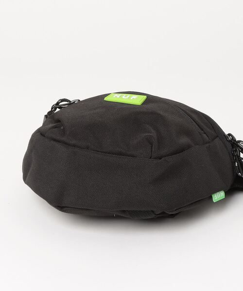 HUF(ハフ)の「HUF / ハフ BUNKER SHOULDER BAG 1.2L ショルダーバッグ(ショルダーバッグ・メンズ・ブラック・FREE)」の6枚目の写真
