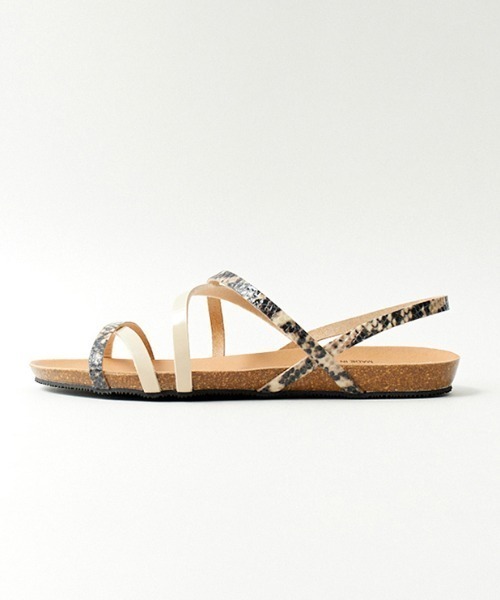 PLAKTON（プラクトン）の「[PLAKTON/プラクトン] 別注 クロスストラップサンダル（サンダル・レディース・ブラック/ベージュ・38/36/37）」の9枚目の写真